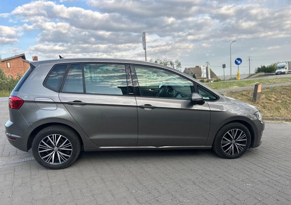Volkswagen Golf Sportsvan cena 34700 przebieg: 254940, rok produkcji 2017 z Leszno małe 277
